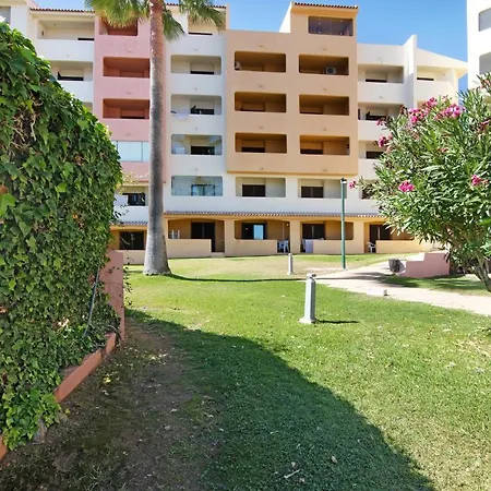 Belavista House *